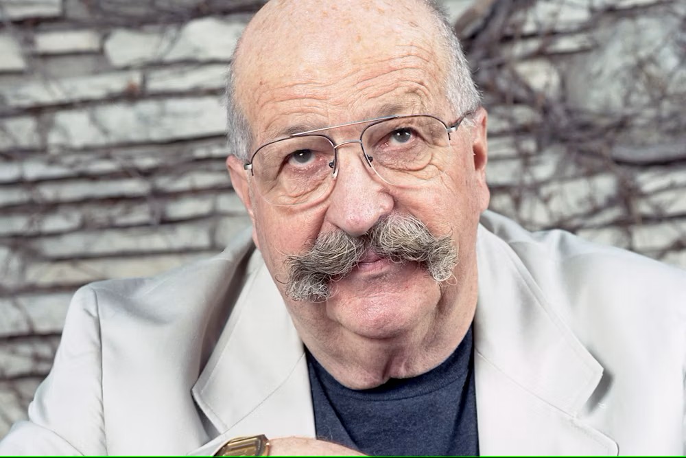 جين وولف (Gene Wolfe) جين وولف (Gene Wolfe)