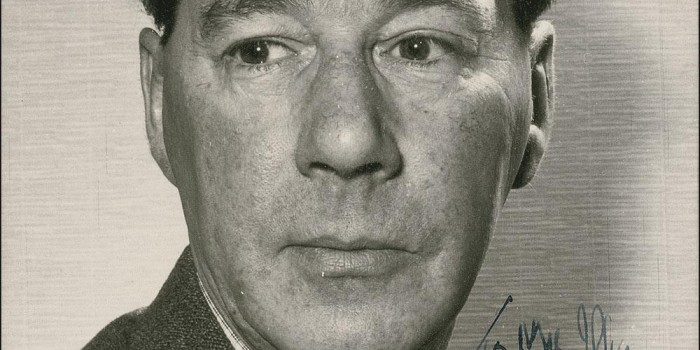 جون ويندهام (John Wyndham) جون ويندهام (John Wyndham)